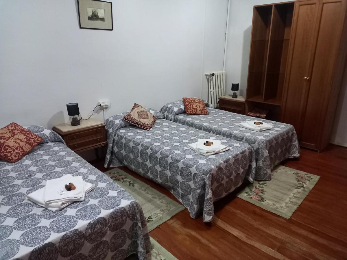 El Bordon De La Casa Batallon Sarria Εξωτερικό φωτογραφία
