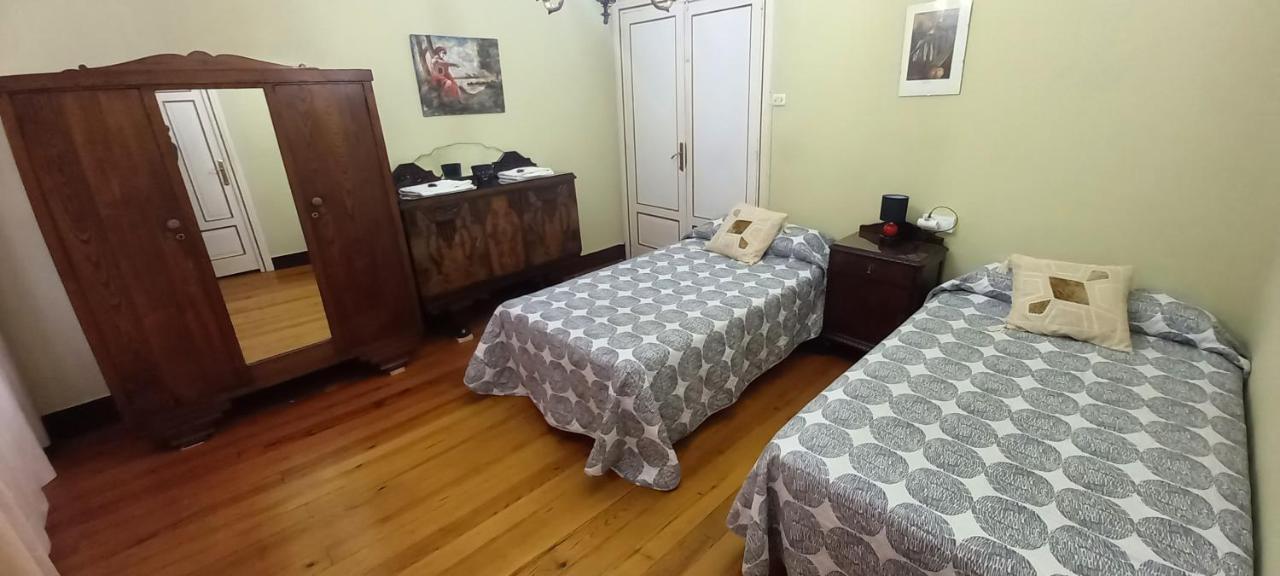 El Bordon De La Casa Batallon Sarria Εξωτερικό φωτογραφία