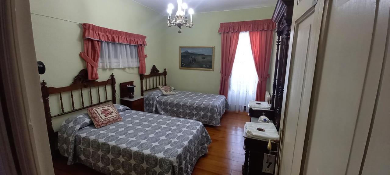 El Bordon De La Casa Batallon Sarria Εξωτερικό φωτογραφία